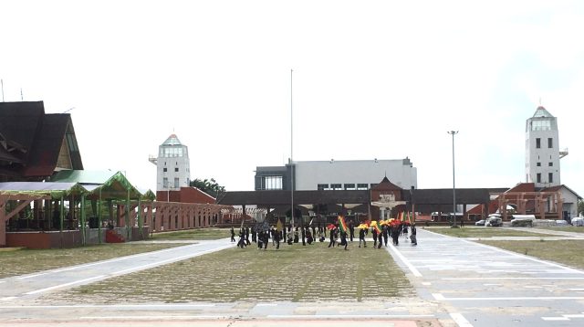 Penari sedang melakukan latihan untuk pembukaan POPDA X Kepri di Karimun dan PHRI Karimun mendukung kegiatan tersebut.FOTO:RUSDI