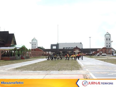 Penari sedang melakukan latihan untuk pembukaan POPDA X Kepri di Karimun dan PHRI Karimun mendukung kegiatan tersebut.FOTO:RUSDI