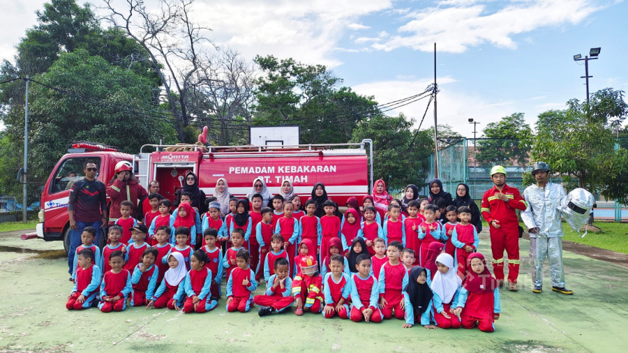 PT timah edukasi siswa TK di Karimun tentang kebakaran