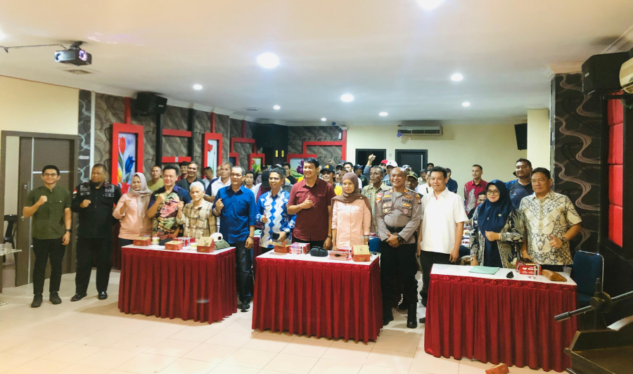 PT Barokah Baswara Abadi menggelar konsultasi publik terkait rencana pembersihan sedimentasi laut di Buru Karimun