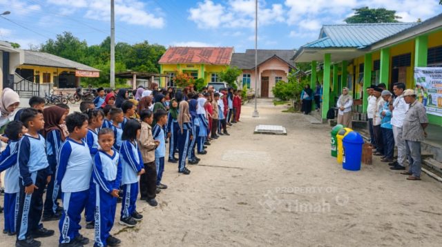 PT Timah edukasi pengelolaan bank sampah kepada pelajar SD di Karimun