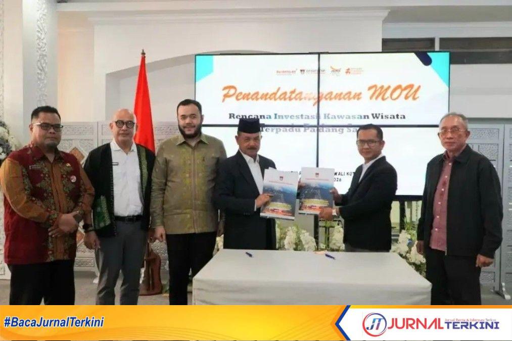 Penandatanganan MoU pembangunan Kawasan Wisata terpadu di Padang Sarai Kota Padang. (Foto Prokopim Padang).