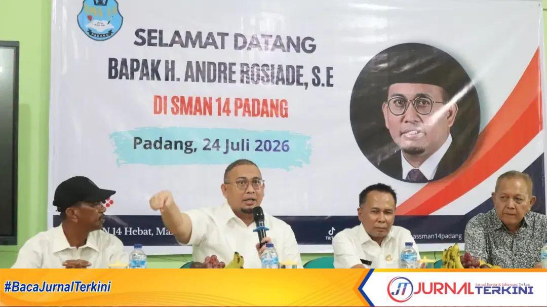 Wakil Ketua DPR RI, Andre Rosiade melaksanakan kunker dan temu ramah di SMAN 14 Padang (Dok. SMAN 14 Padang)