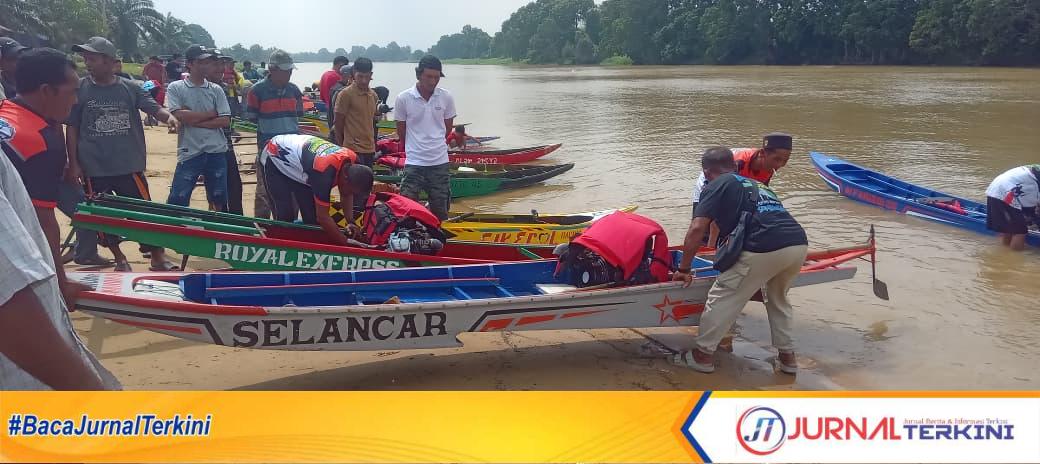 Ket Foto: Ketinting Inhil mengikuti lajang Pelalawan Racing Boat Desa Wisata Kuala Terusan 2026