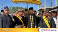 Acara Penobatan Rajo Adat Aia Bangih di Rumah Gadang Rajo Aia Bangih, Kabupaten Pasaman Barat. (Foto. Adpim Sumbar)