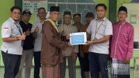 pt timah bantu masjid di Kundur Barat Manajemen PT Timah Tbk menyalurkan bantuan untuk Masjid Nurul Huda di Desa Kundur, Kecamatan Kundur Barat, Kabupaten Karimun, Kepulauan Riau. (Timah)