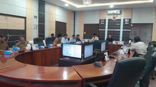 DPRD Karimun menggelar Rapat Dengar Pendapat dengan PLN ULP Tanjung Balai Karimun membahas listrik