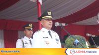 Ket Foto: Bupati Inhil H Herman saat memberikan amanat upacara bendera 17 Agustus