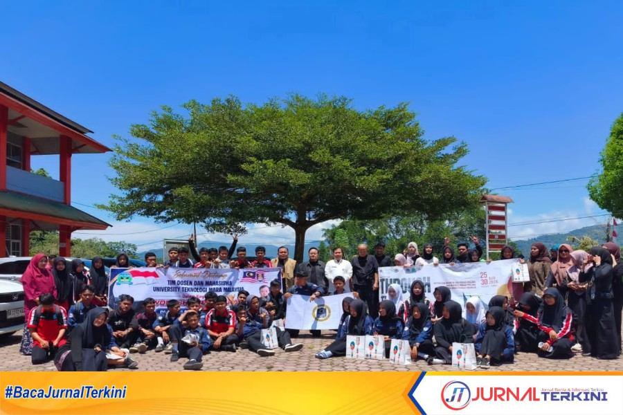 UiTM Malaysia saat kunjungi SMKN 2 Padang Panjang. (Foto: SMKN 2 Padang Panjang).