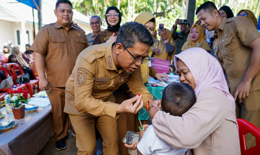 Kegiatan ini merupakan wujud nyata "Gerakan Intervensi Serentak Cegah Stunting" guna menekan angka prevalensi stunting di Kabupaten Karimun yang saat ini berada di angka 7,57% menuju nol persen.