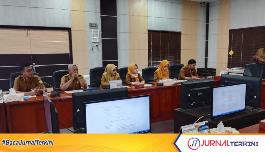 rapat dengar pendapat Komisi I DPRD Karimun dan Dinas Kependudukan dan Pencatatan Sipil (Disdukcapil)