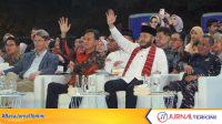 Wali Kota Padang, Fadly Amran bersama Tamu undangan saat Pawai Telong-Telong HJK Padang ke-357. (Foto: Pemko Padang)
