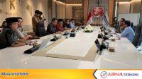 Gubernur Sumbar, Mahyeldi Ansharullah saat melaporkan kelangkaan solar di Sumbar Gubernur Sumbar, Mahyeldi Ansharullah saat melaporkan kelangkaan solar di Sumbar (Foto: Adpim Sumbar)