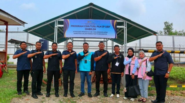 Lapas Narkotika Sawahlunto Gandeng PLN Indonesia Power UBP Ombilin, Latih WBP Olah Limbah FABA Jadi Paving Block. (Foto: LPKN Sawahlunto)