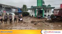 Galodo menghantam Komplek Perkantoran Pemerintahan Kabupaten Solok (Foto: Istimewa)
