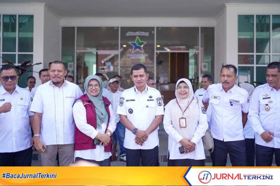 Bupati Solok Lepas 61 Peserta Didik Sekolah Rakyat Menuju SRT 3 Dharmasraya. (Foto: Kominfo Kab Solok)