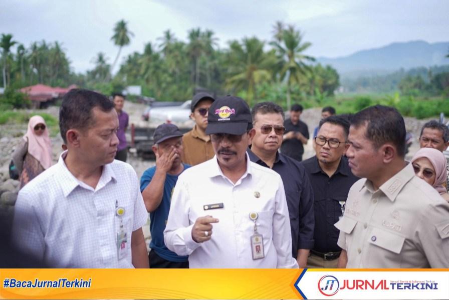 Kunker Direktur Irigasi Kementerian Pertanian RI, Liferdi Lukman, bersama rombongan ke Kabupaten Solok. (Foto: Kominfo Kab Solok)