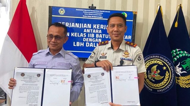 Rutan Kelas IIB Batusangkar Tanda tangani Perjanjian Kerja sama dengan Lembaga Bantuan Hukum Dalimos. (Foto: Rutan Batusangkar)