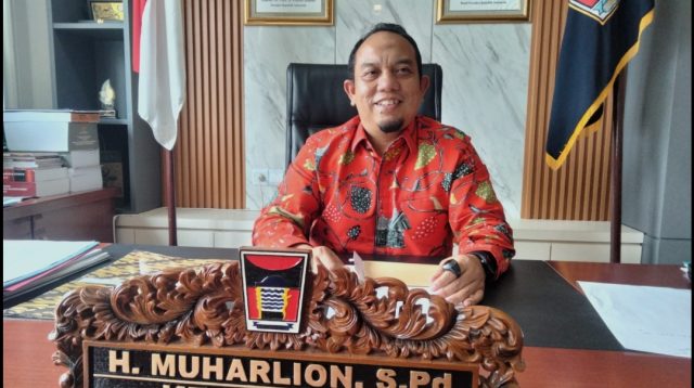 Ketua DPRD Kota Padang, Muharlion (Foto: Istimewa)