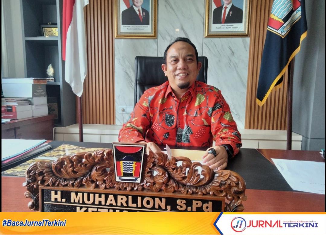 Ketua DPRD Kota Padang, Muharlion (Foto: Istimewa)