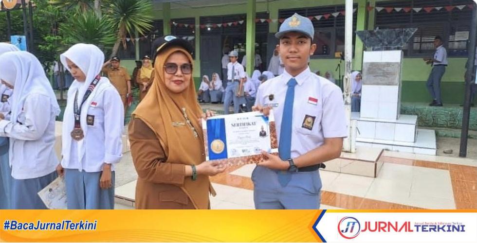 Rayyan Bariq, Siswa SMAN 9 Padang, Masuk 100 Ketua OSIS Terbaik Se-Indonesia. (Foto: Istimewa)