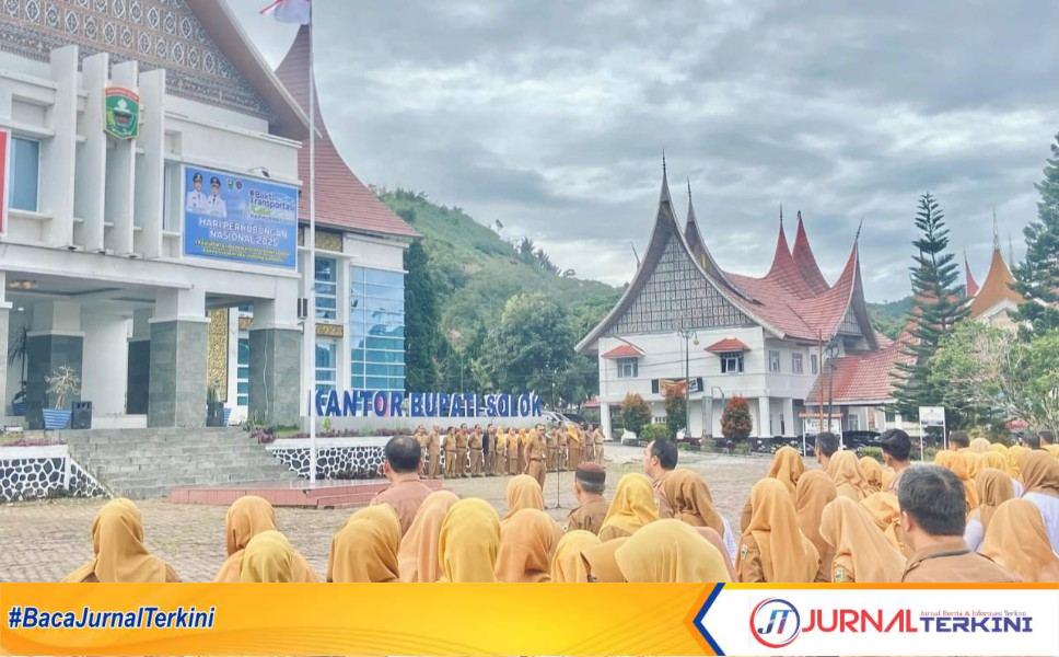 Kegiatan Apel pagi lingkup Pemkab Solok. (Foto: Kominfo Kab Solok)