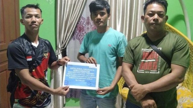 PT Timah Tbk menyalurkan bantuan operasional untuk mendukung penyelenggaraan turnamen sepak bola Portesa Cup 2 yang berlangsung di Lapangan Portesa, Desa Teluk Samak, Kecamatan Rangsang, Kabupaten Kepulauan Meranti, Riau.