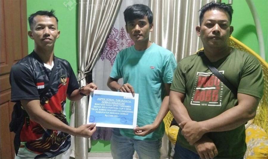 PT Timah Tbk menyalurkan bantuan operasional untuk mendukung penyelenggaraan turnamen sepak bola Portesa Cup 2 yang berlangsung di Lapangan Portesa, Desa Teluk Samak, Kecamatan Rangsang, Kabupaten Kepulauan Meranti, Riau.