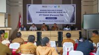 PT Timah Tbk melanjutkan pembahasan dan pembaruan Rencana Induk Pengembangan dan Pemberdayaan Masyarakat (RIPPM) untuk menyelaraskan program Tanggung Jawab Sosial dan Lingkungan (TJSL) perusahaan dengan arah pembangunan Kabupaten Kepulauan Meranti, Riau, Selasa (1/9/2026). (timah)