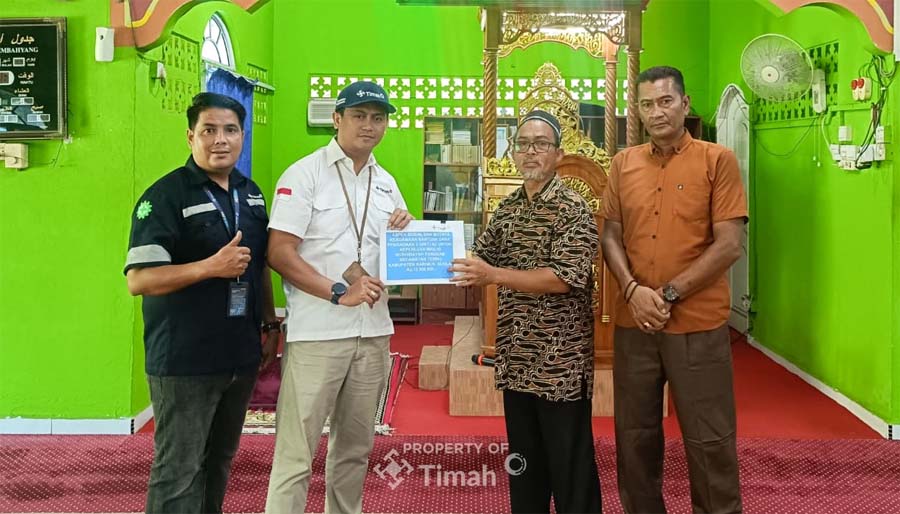 PT Timah Tbk menyerahkan bantuan sarana keagamaan berupa pengadaan pendingin ruangan (air conditioner/AC) untuk Masjid Nur Hidayah di Kampung Ranggam, Kelurahan Tebing, Kecamatan Tebing, Kabupaten Karimun, Kepulauan Riau. (timah)