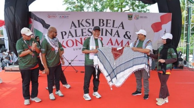 Aksi Bela Palestina yang digelar di halaman Kantor Gubernur Sumbar (Dok. Adpim Sumbar)