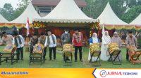 IMG-20261017-WA0017-100kb Gubernur Sumbar, Mahyeldi Ansharullah saat pembukaan MTQ di Sijunjung (Dok. Adpim Sumbar)