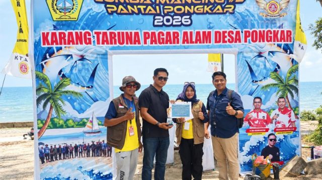 Sebanyak 460 pemancing dari berbagai wilayah, termasuk mancanegara, meramaikan Lomba Mancing #2 Pantai Pongkar 2026 yang diselenggarakan oleh Karang Taruna Pagar Alam Desa Pongkar, Kecamatan Tebing, Kabupaten Karimun, Kepulauan Riau, Minggu (13/9/2026). (timah)
