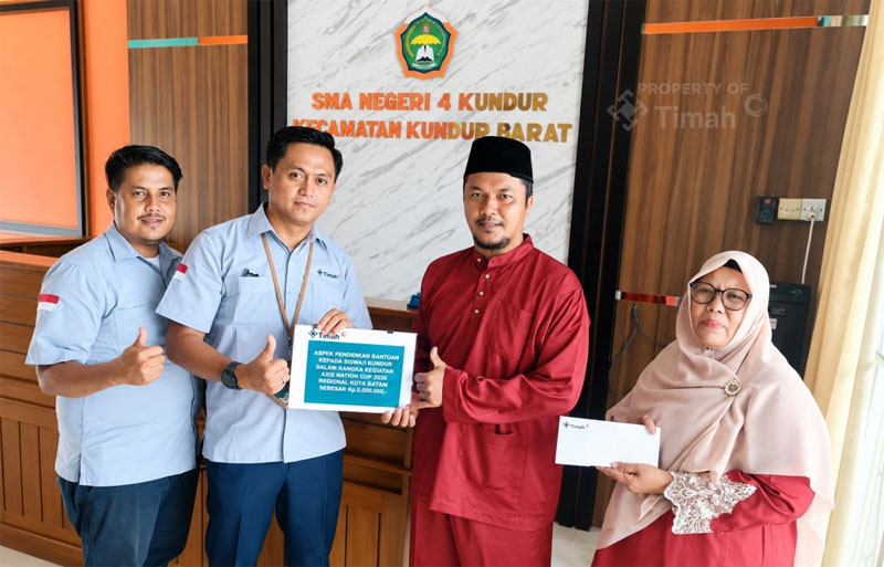 PT Timah Tbk memfasilitasi Tim Futsal Putri SMAN 4 Kundur, Kabupaten Karimun, Kepulauan Riau, hingga berhasil meraih Juara 3 Region Kepulauan Riau pada ajang AXIS Nation Cup di Batam.