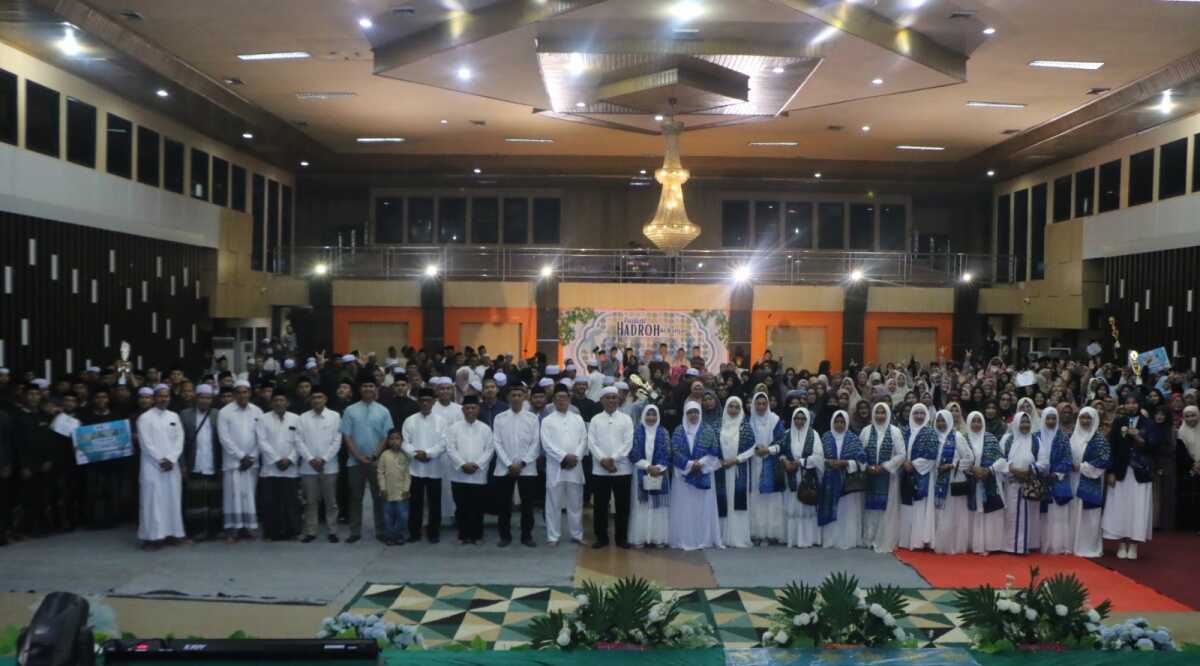 Penutupan Festival Hadroh Al Banjari Tingkat Provinsi Riau, Minggu (16/11/2025) malam, di Gedung Daerah Engku Kelana, Tembilahan.