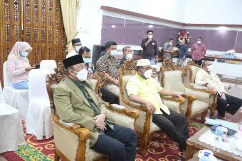 Rapat Evaluasi Penanganan COVID-19