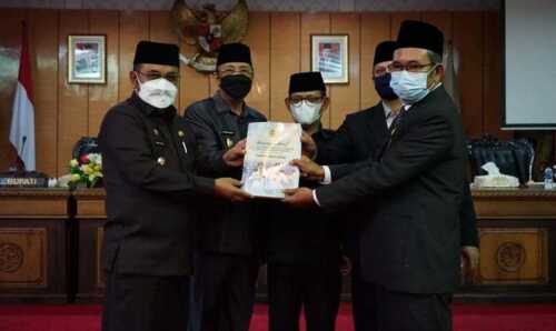 Rapat Paripurna LPP APBD, RPJMD dan Laporan Reses