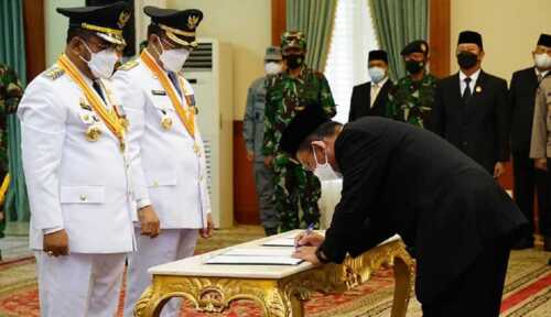 Pelantikan Bupati-Wakil Bupati Karimun-5