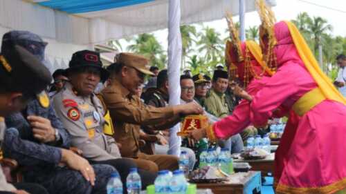 Polda tanam pohon di Inhil