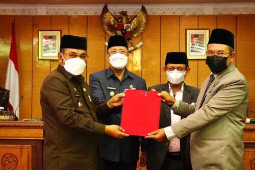 Rapat paripurna LPP APBD 2020