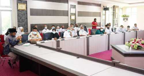Plh Bupati Karimun gelar rapat menyambut Ramadhan