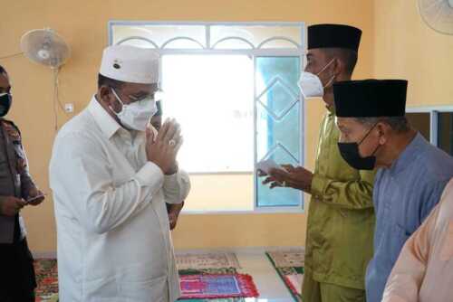 Safari Jumat Bupati Karimun ke Buru