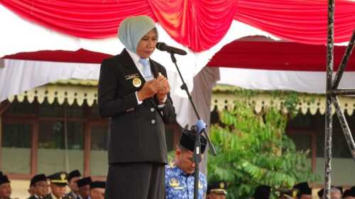 Wakil Bupati Indragiri Hilir (Inhil), Yuliantini, memimpin upacara peringatan Hari Kesaktian Pancasila yang digelar di Lapangan Upacara Kantor Bupati, Rabu (1/10/2025).