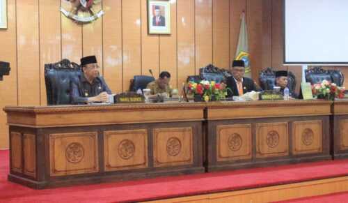 Rapat Paripurna Ranperda Pajak DPRD Karimun