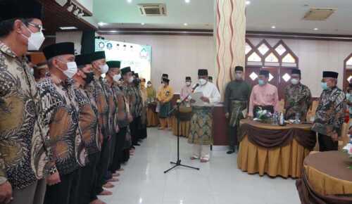 pelantikan dewan hakim