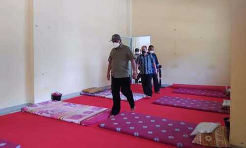 Bupati tinjau pusat isolasi COVID-19 di Stadion Mini Kundur