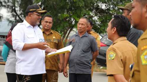 Bupati Meninjau Tambatan Perahu Nelayan